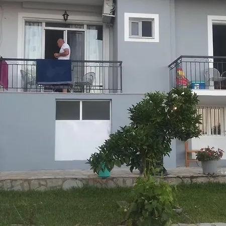 Zodiac Appartments 2 Апарт-отель