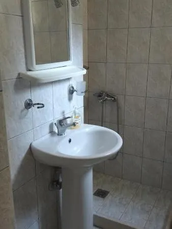 Zodiac Appartments 2 * Нидри
